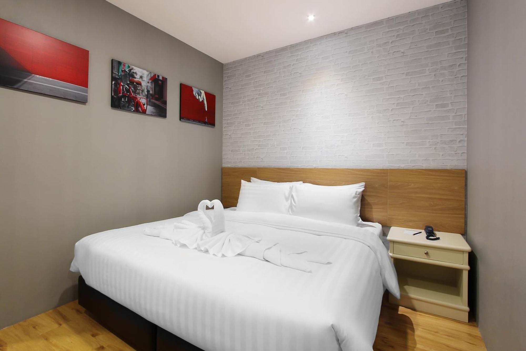 Hotel Pula Silom Bangkok Habitación foto